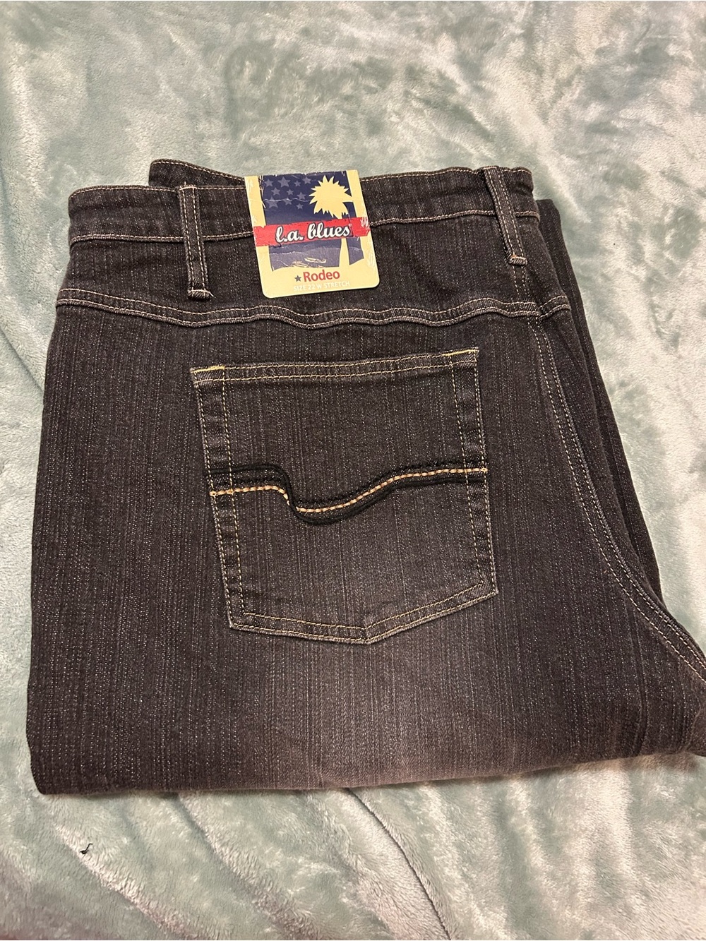 L.A. Blues Women’s Straight Leg Black Charcoal Stretch Jeans NWT
